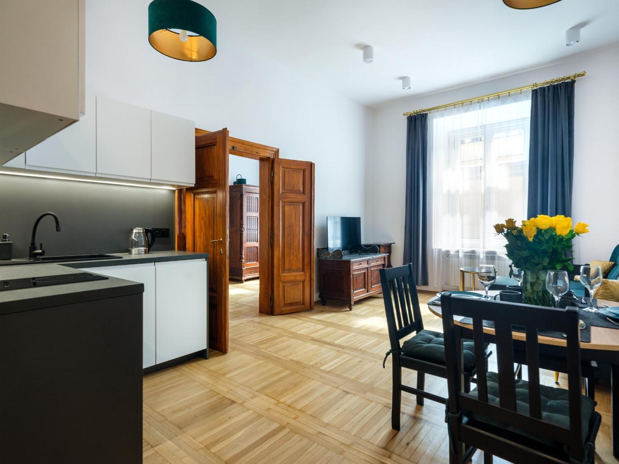 Tyzenhauz Apartments Old Town 크라쿠프 외부 사진