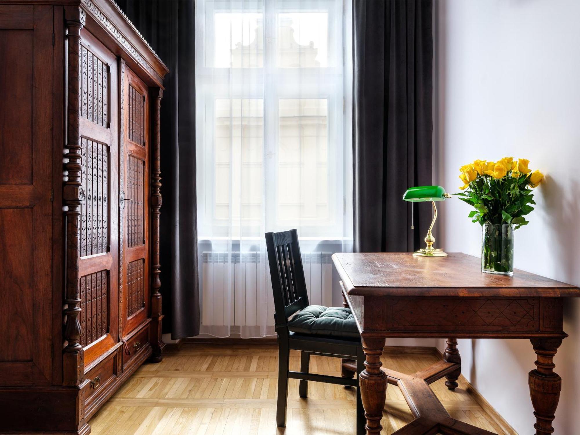 Tyzenhauz Apartments Old Town 크라쿠프 객실 사진