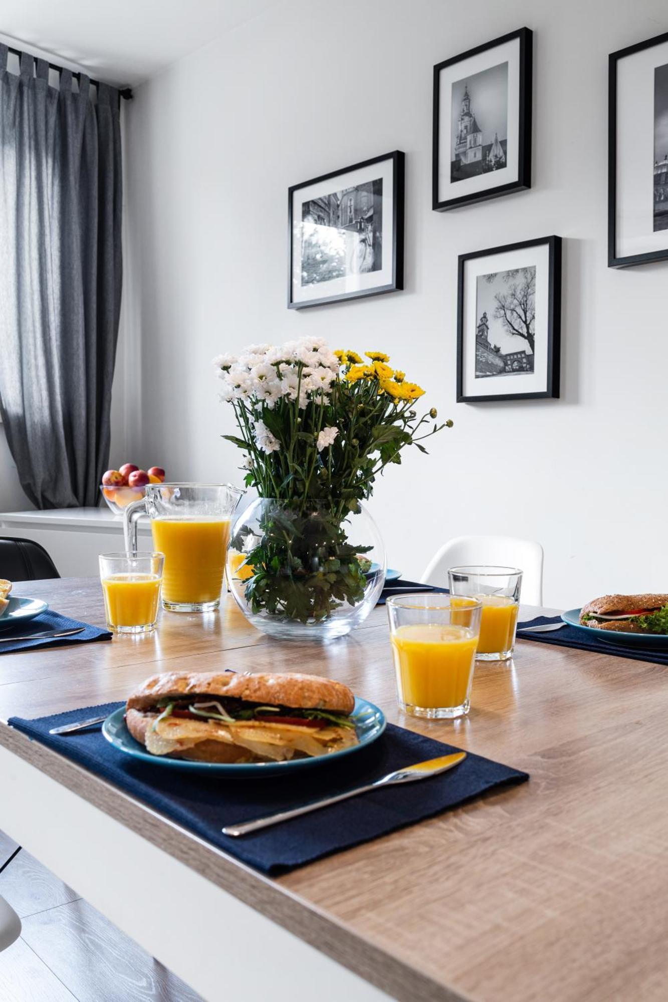 Tyzenhauz Apartments Old Town 크라쿠프 외부 사진